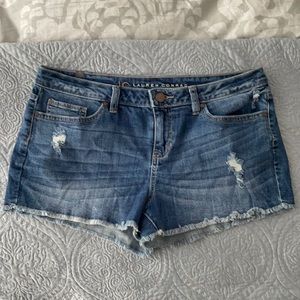 Trendy Cutoff denim shorts